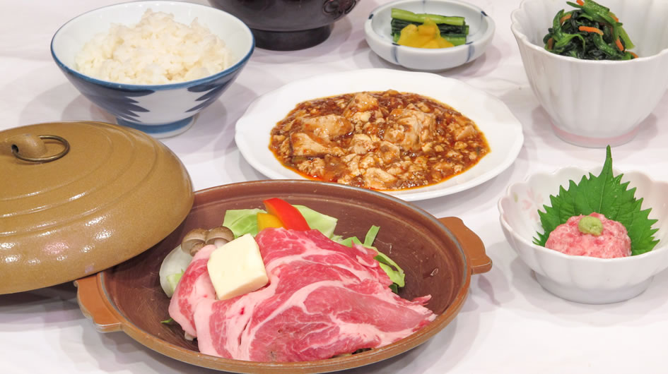 夕食