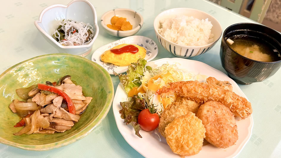 夕食